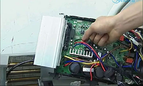 崆峒美的空调电话是多少